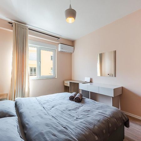 דורס Sunny Central Apartment מראה חיצוני תמונה