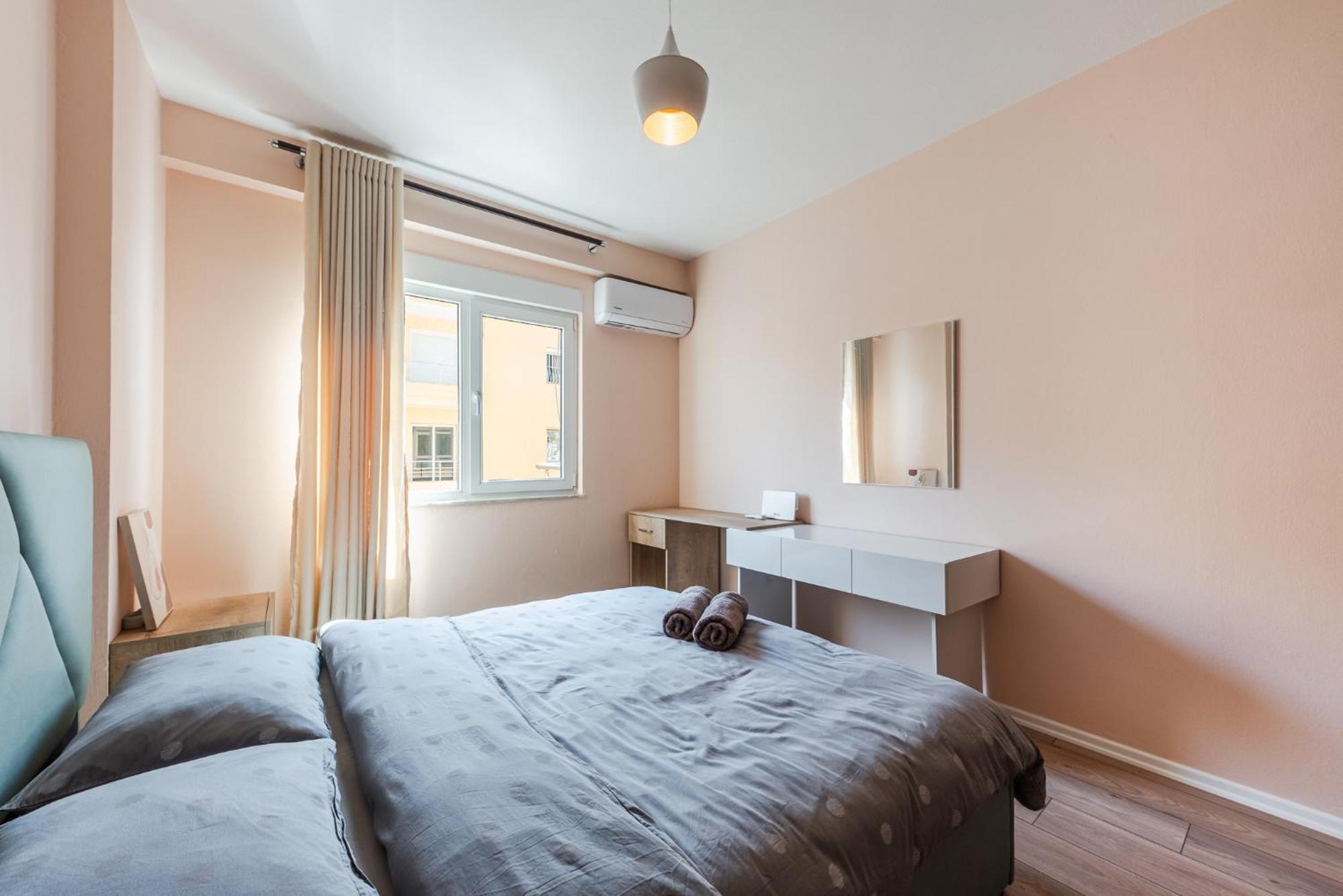 דורס Sunny Central Apartment מראה חיצוני תמונה