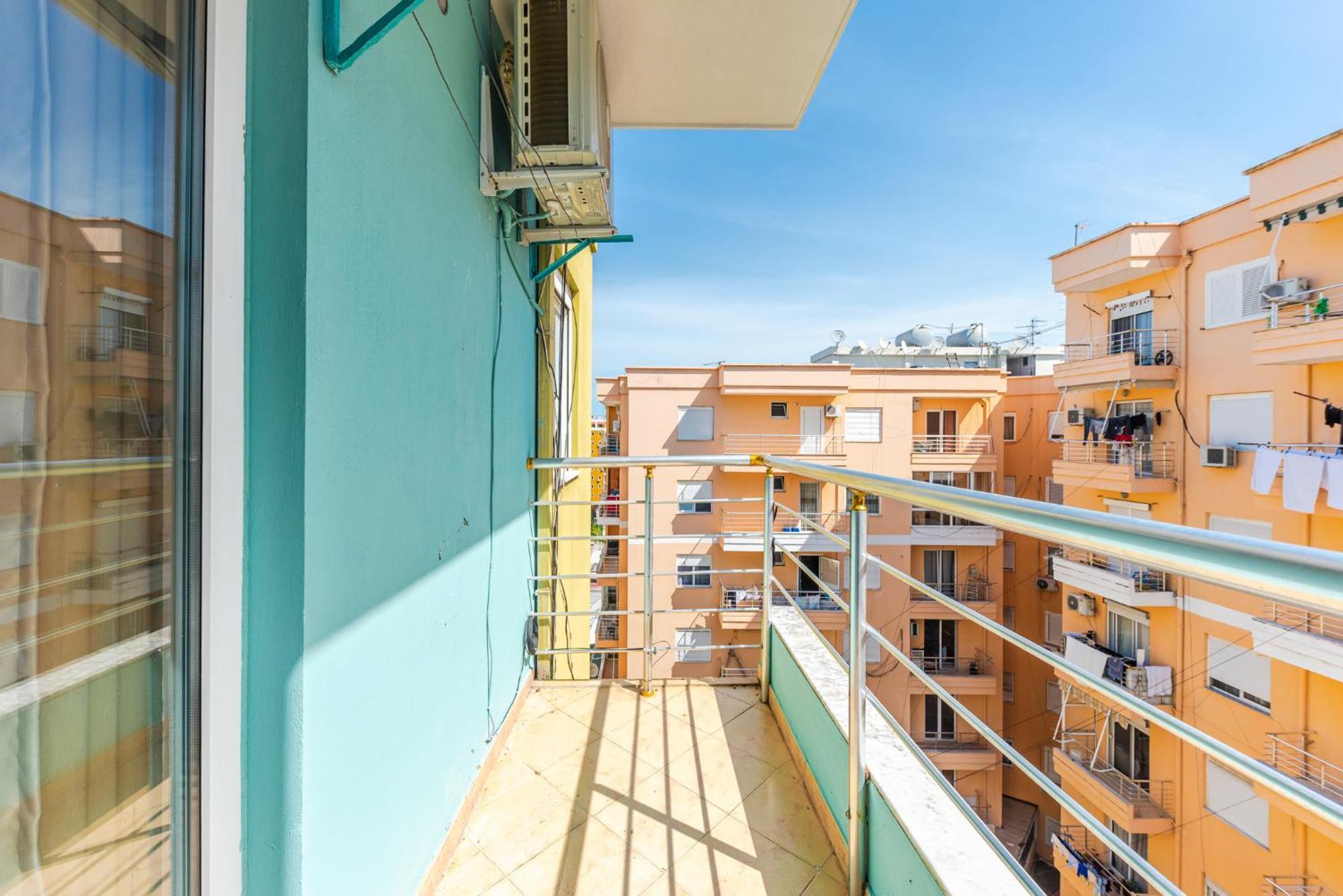 דורס Sunny Central Apartment מראה חיצוני תמונה
