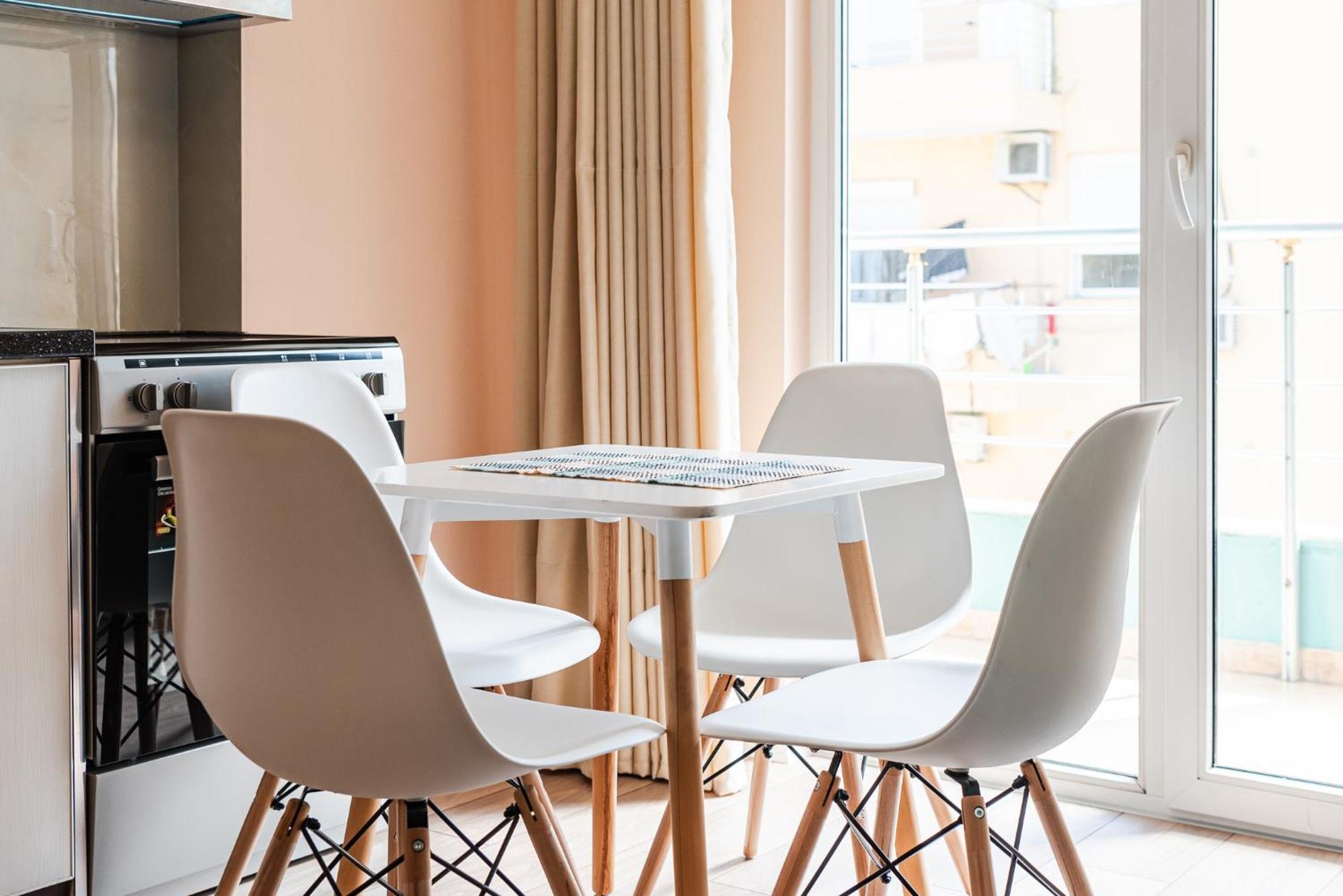 דורס Sunny Central Apartment מראה חיצוני תמונה